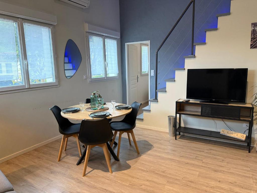 Loft, Studio and Love Rooms - Bourg-Saint-Christophe29 de Loft, Studio and Love Rooms