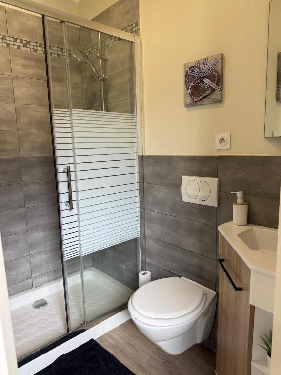 Loft, Studio and Love Rooms - Bourg-Saint-Christophe27 de Loft, Studio and Love Rooms