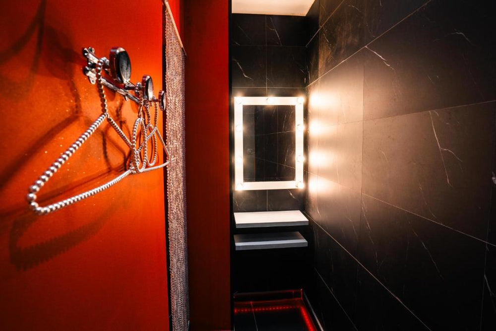 Le Cabaret Vip SPA - Lyon33 de Le Cabaret Vip SPA