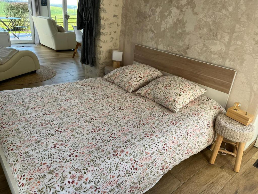 Gîtes & SPA du bien-être - Courgains17 de Gîtes & SPA du bien-être