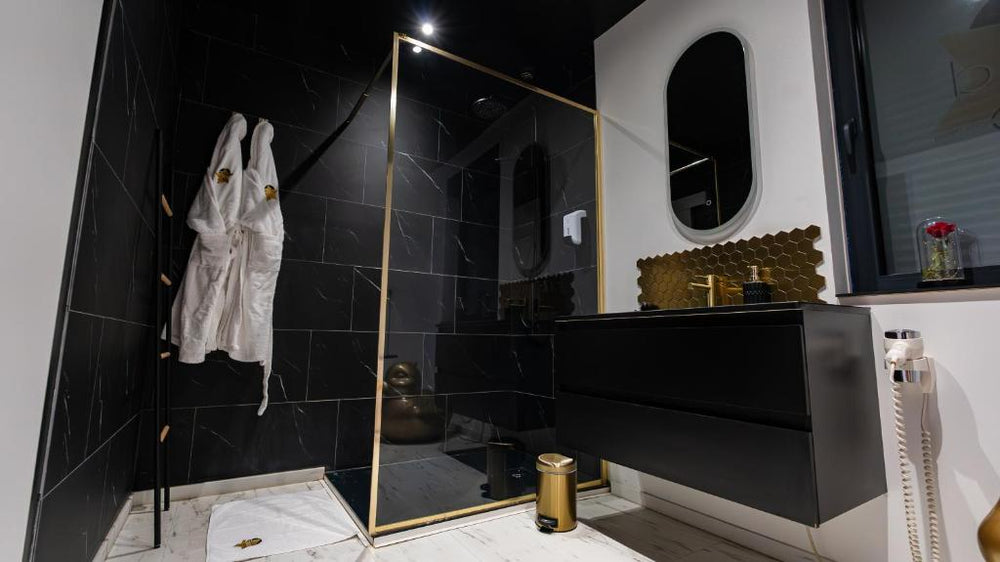 Loveroom Very Good Trip chambre avec jacuzzi privatif - Staple32 de Loveroom Very Good Trip chambre avec jacuzzi privatif