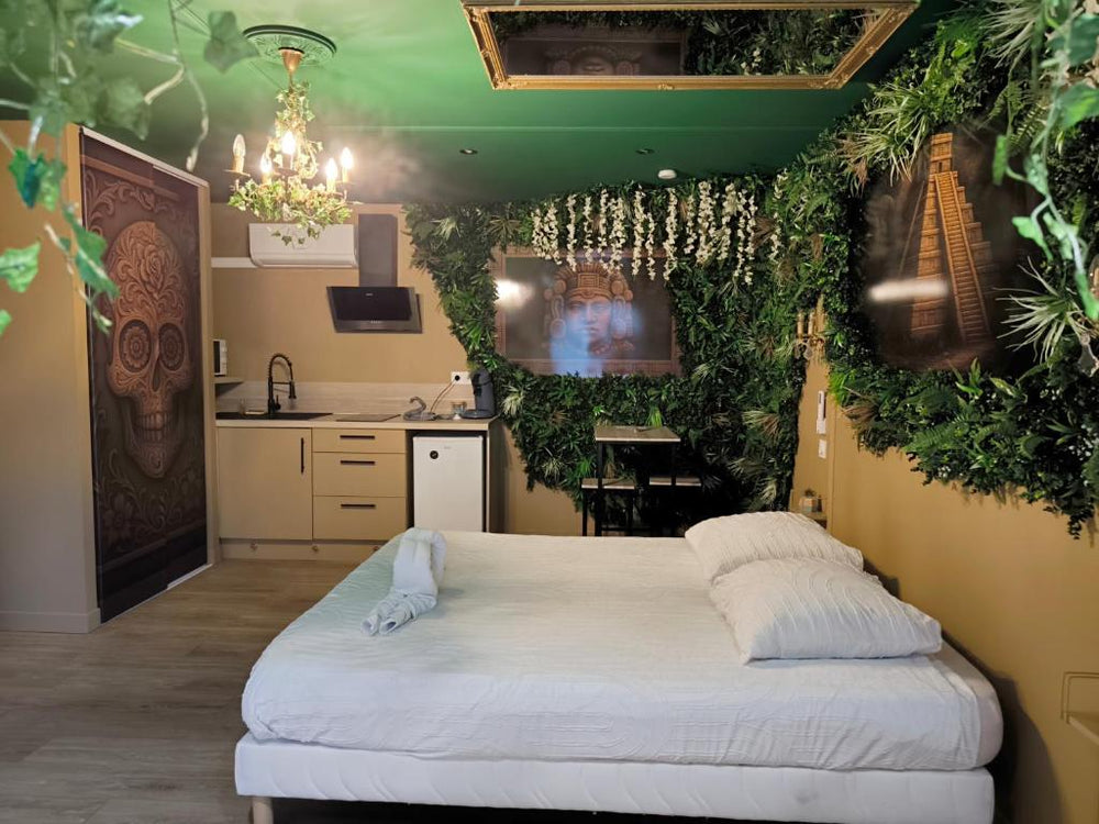 L'éxperience LOVE ROOM - LʼÉtrat27 de L'éxperience LOVE ROOM