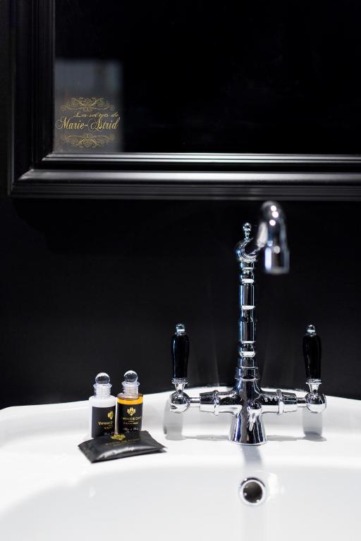 Les Secrets de Marie-Astrid, Suite Love Room - Bordeaux10 de Les Secrets de Marie-Astrid, Suite Love Room
