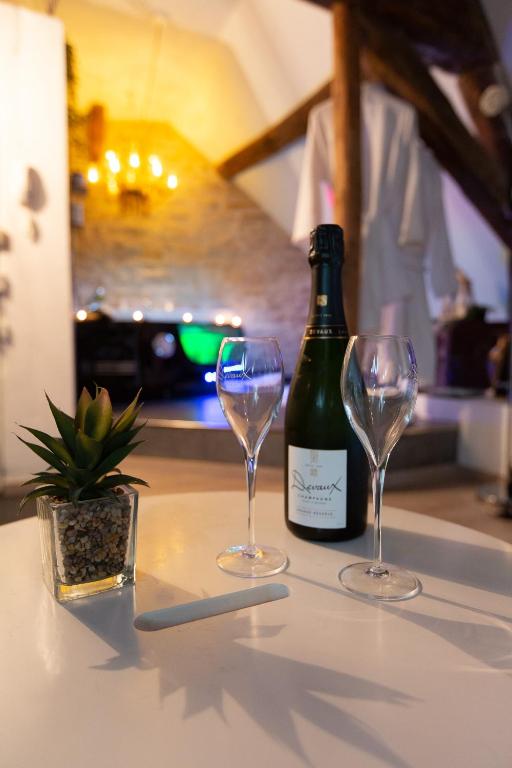 Loveappart21 Pimentez votre vie de couple - Dijon5 de Loveappart21 Pimentez votre vie de couple
