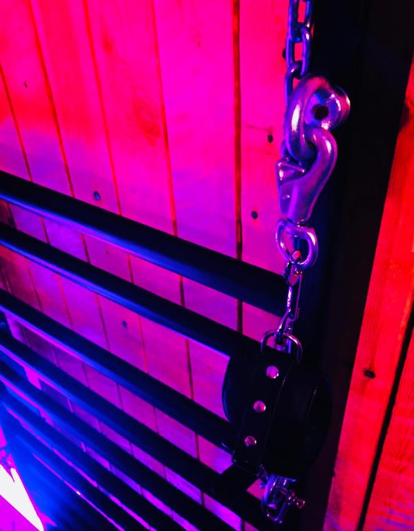 Secret Room votre LOVE ROOM coquine et insolite en espace privatif a Tournai - Tournai13 de Secret Room votre LOVE ROOM coquine et insolite en espace privatif a Tournai
