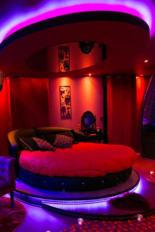 L'Insolite Spa Privatif ''Suite Luxueuse-Jacuzzi" - Toulouse14 de L'Insolite Spa Privatif ''Suite Luxueuse-Jacuzzi"
