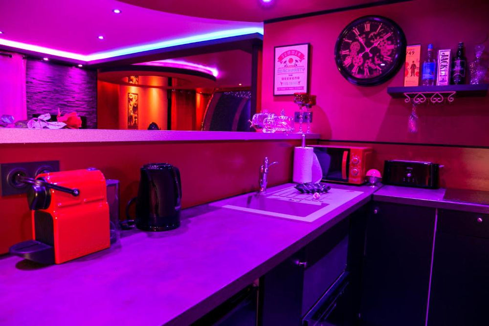 L'Insolite Spa Privatif ''Suite Luxueuse-Jacuzzi" - Toulouse24 de L'Insolite Spa Privatif ''Suite Luxueuse-Jacuzzi"
