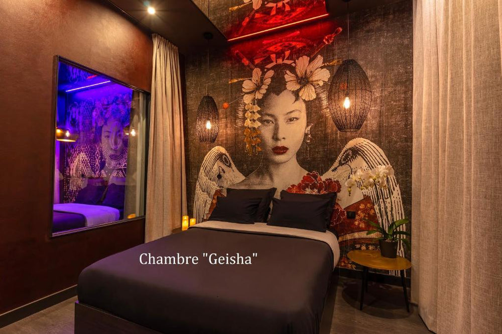 Love Hôtel avec nuit insolite au Dandy et Jacuzzi privatisé - Paris26 de Love Hôtel avec nuit insolite au Dandy et Jacuzzi privatisé
