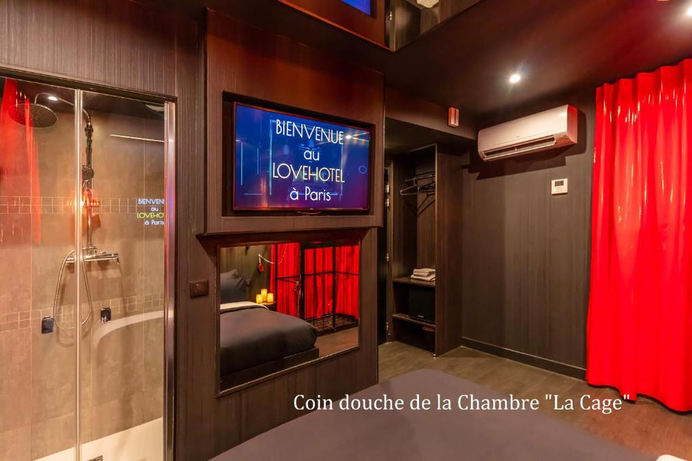 Love Hôtel avec nuit insolite au Dandy et Jacuzzi privatisé - Paris29 de Love Hôtel avec nuit insolite au Dandy et Jacuzzi privatisé

