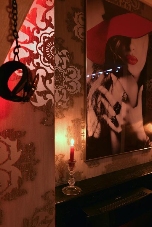 La Duchesse - Loveroom Moonlove Place Stanislas - Nancy3 de La Duchesse - Loveroom Moonlove Place Stanislas
