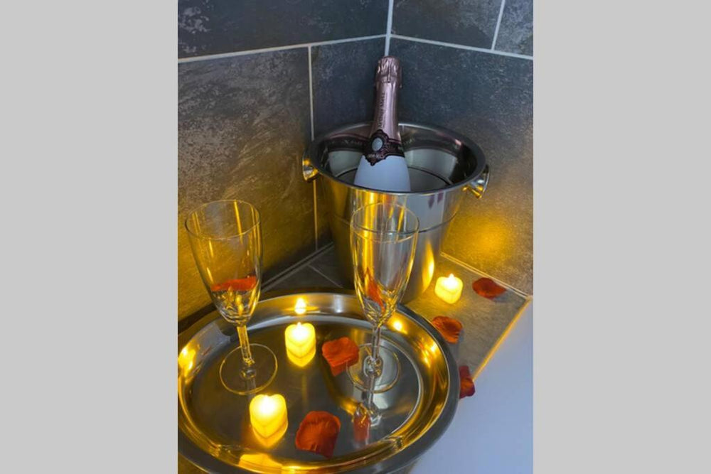 Love Room - L'Atelier Des Nuan'S - Horbourg15 de Love Room - L'Atelier Des Nuan'S
