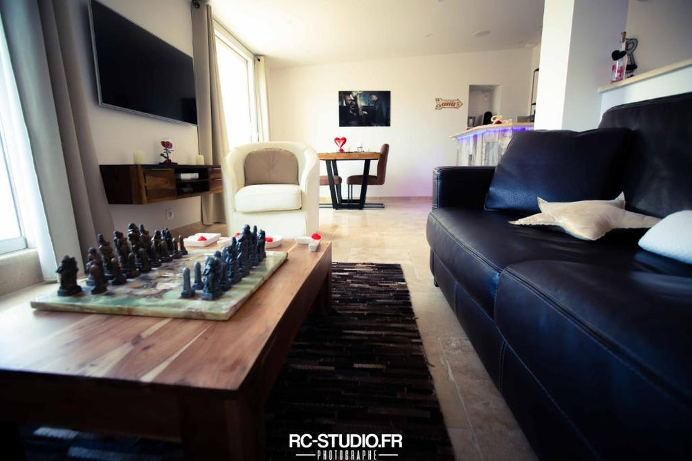 Loveroom La Garçonn'Hyères - Hyères31 de Loveroom La Garçonn'Hyères
