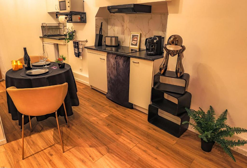 La loveroom bdsm grassoise "La chambre des désirs" - Grasse17 de La loveroom bdsm grassoise "La chambre des désirs"
