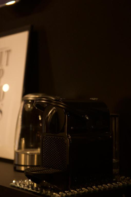 PARENTHESE LOVE - Amour & Tentation Suite Balnéo SPA Proche Orly-Paris - La Ville-du-Bois16 de PARENTHESE LOVE - Amour & Tentation Suite Balnéo SPA Proche Orly-Paris
