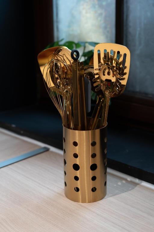 Capsule Secret - Jacuzzi - Netflix & Home cinéma - Jeux de couple - Barre de pole dance - Valenciennes32 de Capsule Secret - Jacuzzi - Netflix & Home cinéma - Jeux de couple - Barre de pole dance
