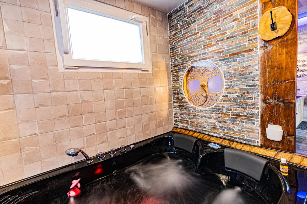 Le Néflier Dijon - appart balnéo - SPA romantique pour 2 - Dijon40 de Le Néflier Dijon - appart balnéo - SPA romantique pour 2
