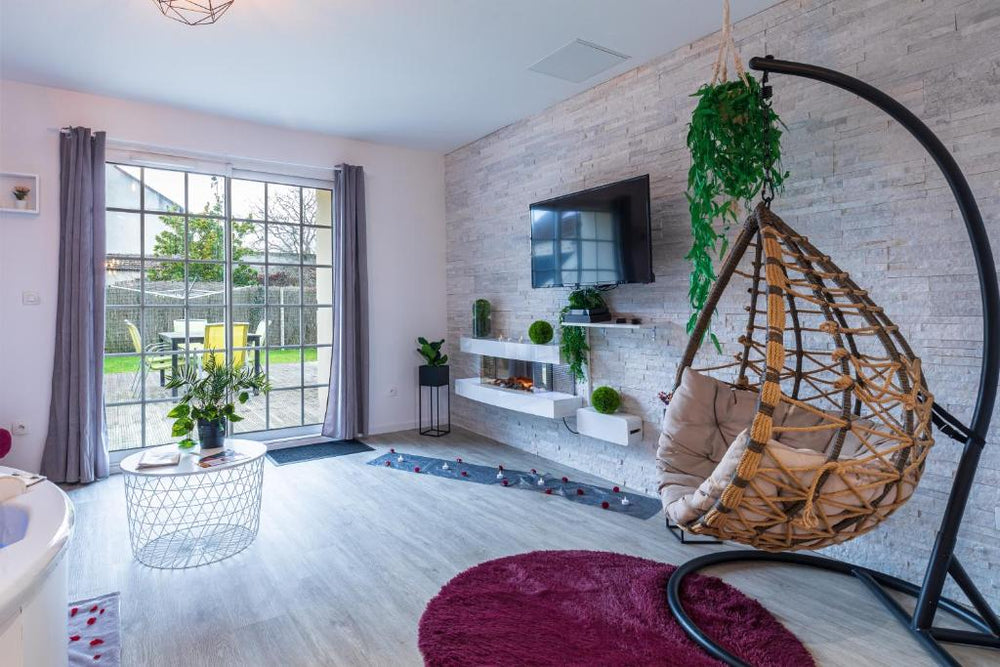 Suite L'echappee - Maison romantique - SPA & Sauna Privatif- Pole Dance - Lit rond avec miroir au plafond - Pézarches43 de Suite L'echappee - Maison romantique - SPA & Sauna Privatif- Pole Dance - Lit rond avec miroir au plafond
