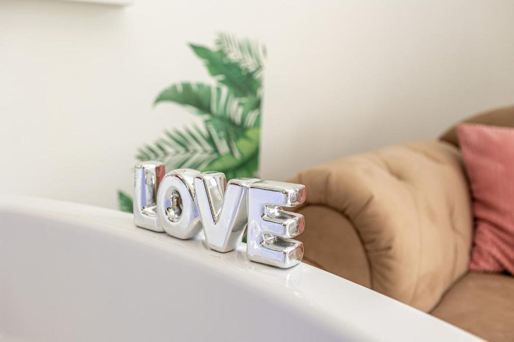 Suite L'echappee - Maison romantique - SPA & Sauna Privatif- Pole Dance - Lit rond avec miroir au plafond - Pézarches26 de Suite L'echappee - Maison romantique - SPA & Sauna Privatif- Pole Dance - Lit rond avec miroir au plafond
