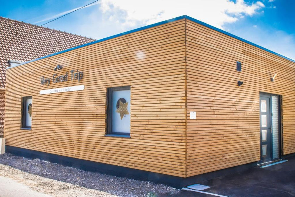 Loveroom Very Good Trip chambre avec jacuzzi privatif - Staple30 de Loveroom Very Good Trip chambre avec jacuzzi privatif
