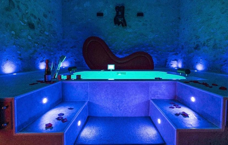 L'indiscrete Love Room - Hammam-Sauna-SPA - Saint-Cyr-sur-Loire4 de L'indiscrete Love Room - Hammam-Sauna-SPA
