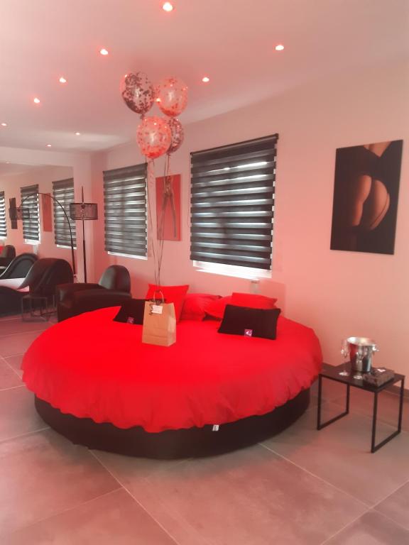 Ds Plaisir Love Room avec sauna, jacuzzi à Nancy - Nancy4 de Ds Plaisir Love Room avec sauna, jacuzzi à Nancy
