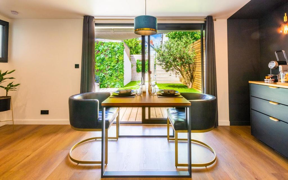 Nuit confort avec Balnéo XXL privative et Climatisation - Nantes17 de Nuit confort avec Balnéo XXL privative et Climatisation
