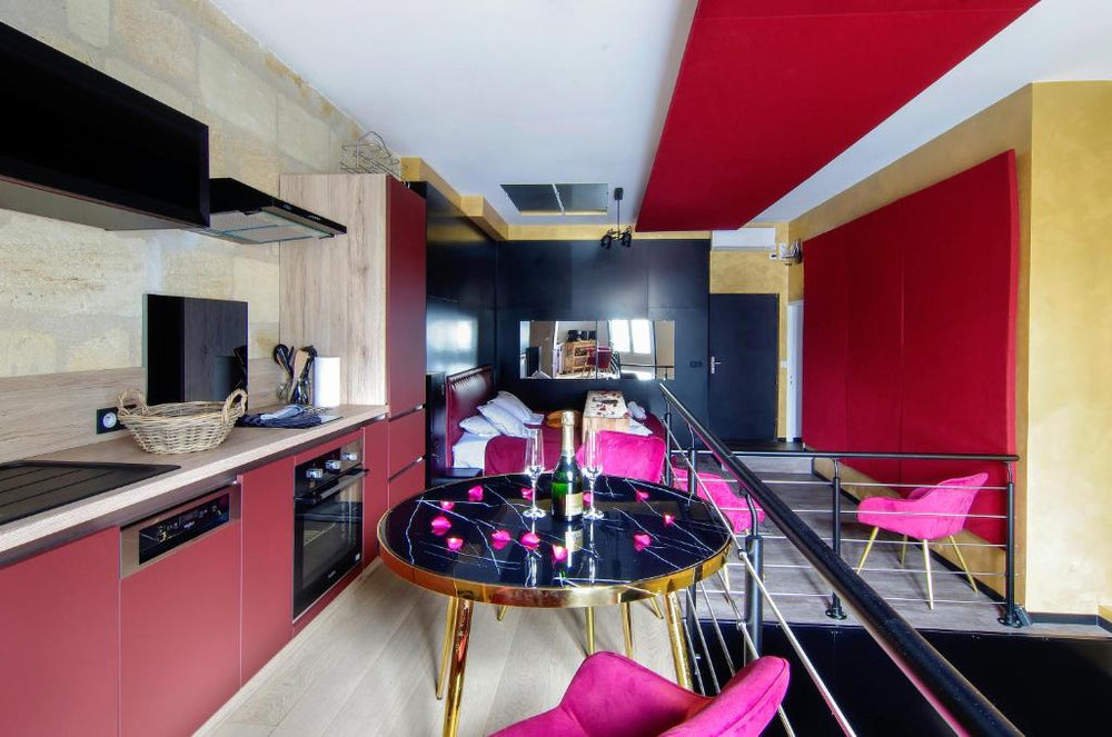 Mieuxqualhotel jacuzzi privatif Love room - Bordeaux15 de Mieuxqualhotel jacuzzi privatif Love room
