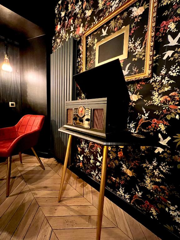 Love Room Secrète Les Petits Plaisirs - Angers1 de Love Room Secrète Les Petits Plaisirs
