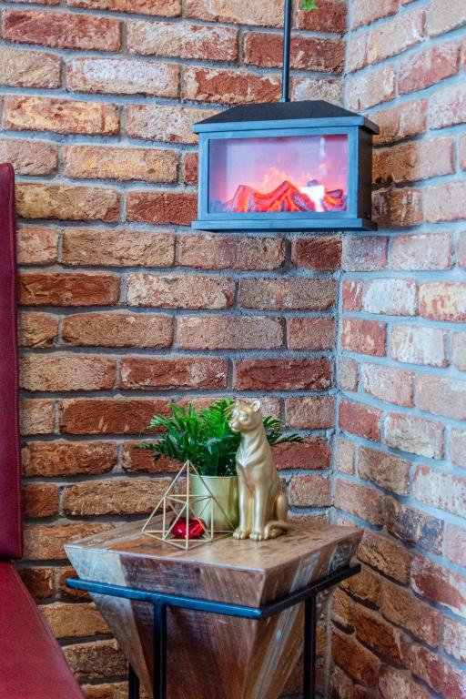 Jacuzzi - Love - BDSM - Extra Luxury - EV chargger - Valentine's Day - Red Room - Flexible SelfCheckIns 28 - Zagreb42 de Jacuzzi - Love - BDSM - Extra Luxury - EV chargger - Valentine's Day - Red Room - Flexible SelfCheckIns 28
