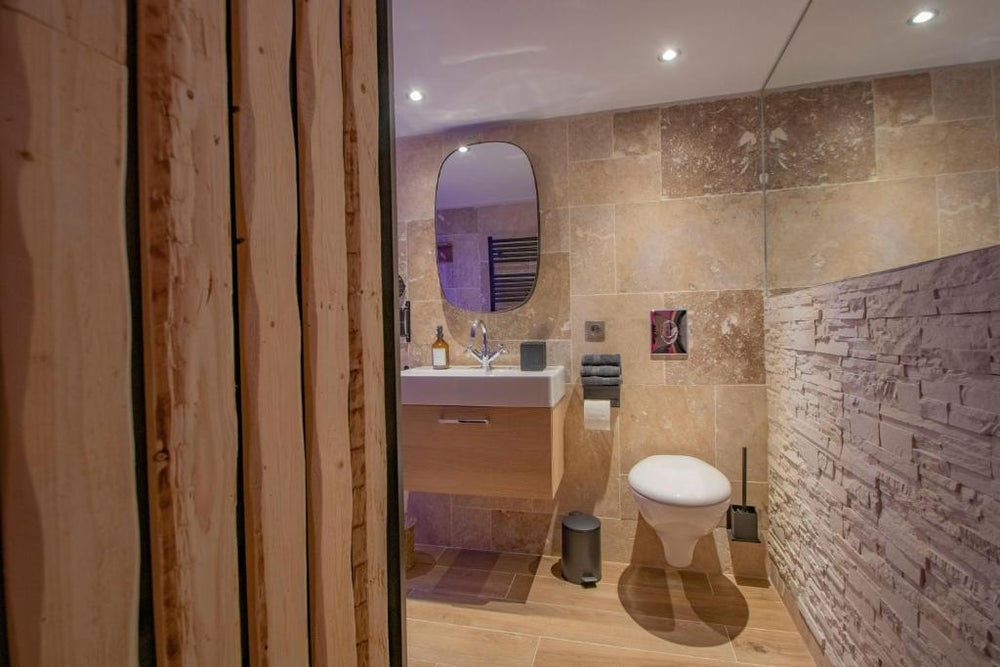 LES BAINS D’EROS - Cuers3 de LES BAINS D’EROS
