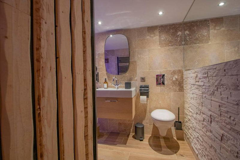 LES BAINS D’EROS - Cuers2 de LES BAINS D’EROS
