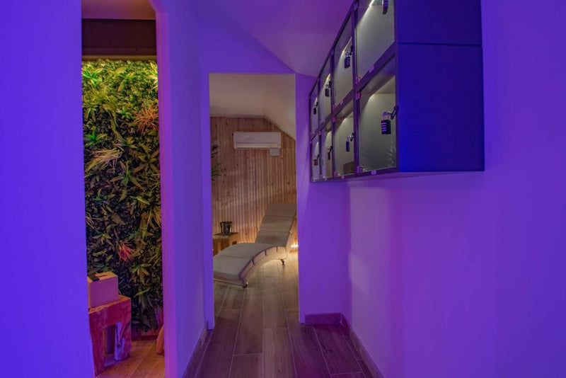 LES BAINS D’EROS - Cuers4 de LES BAINS D’EROS
