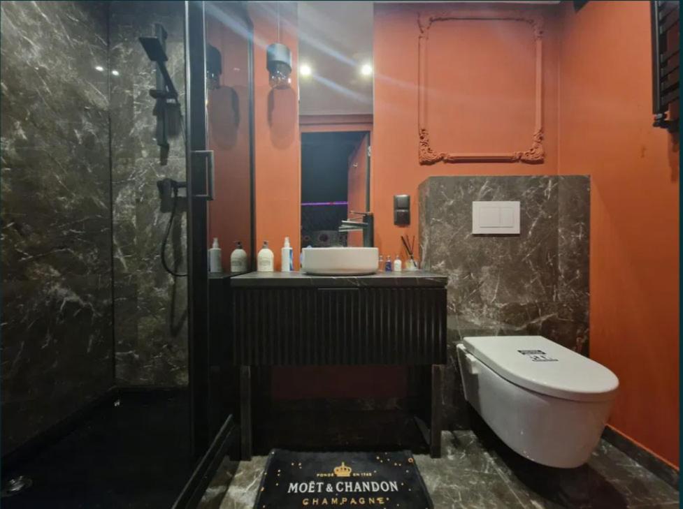 Grey Champagne Spa by Secret Apartament - Gdańsk6 de Grey Champagne Spa by Secret Apartament
