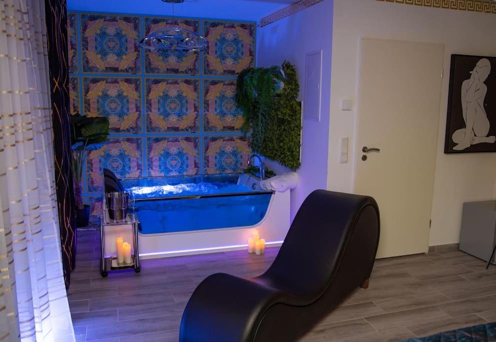 luxury Love Room Spa Whirlpool Jacuzzi - Nürnberg4 de luxury Love Room Spa Whirlpool Jacuzzi
