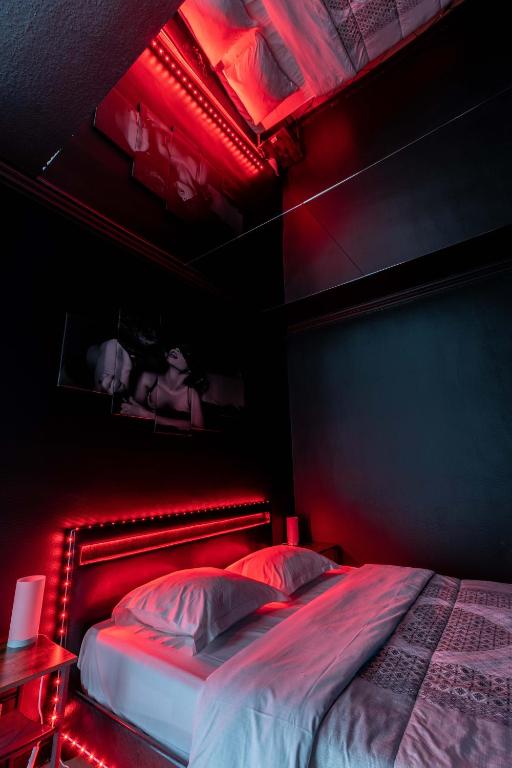 LOVE ROOM Adulte Only - Chamalières11 de LOVE ROOM Adulte Only
