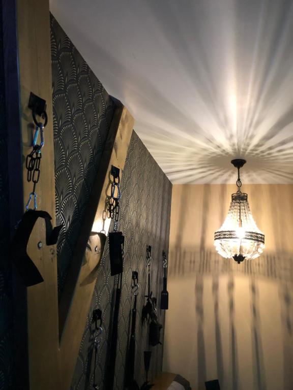 Désirs d'une nuit - Loveroom jacuzzi - Cagny11 de Désirs d'une nuit - Loveroom jacuzzi
