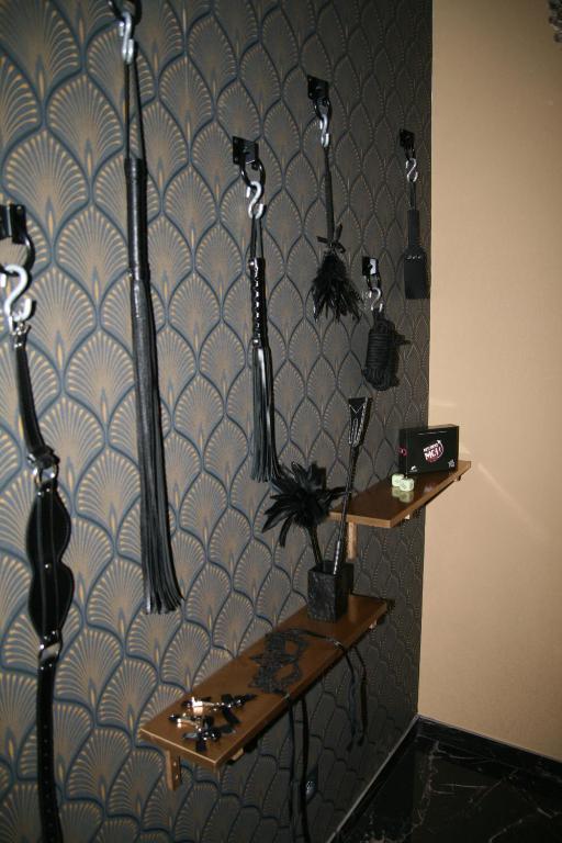 Désirs d'une nuit - Loveroom jacuzzi - Cagny14 de Désirs d'une nuit - Loveroom jacuzzi
