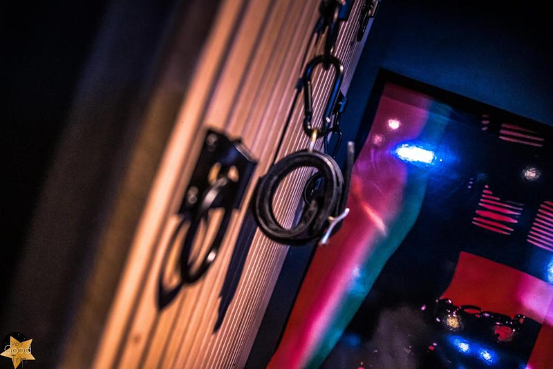 Loveroom Very Good Trip chambre avec jacuzzi privatif - Staple4 de Loveroom Very Good Trip chambre avec jacuzzi privatif
