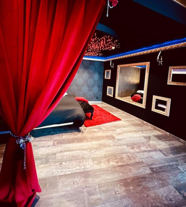 COCONROOM balneo-sauna La suitE - Valros24 de COCONROOM balneo-sauna La suitE
