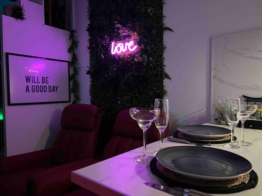 Red love-room / Balnéo & plus ! - Souppes-sur-Loing6 de Red love-room / Balnéo & plus !
