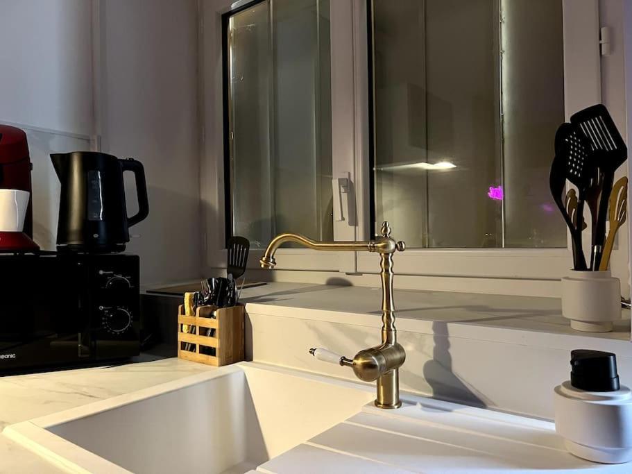 Red love-room / Balnéo & plus ! - Souppes-sur-Loing17 de Red love-room / Balnéo & plus !
