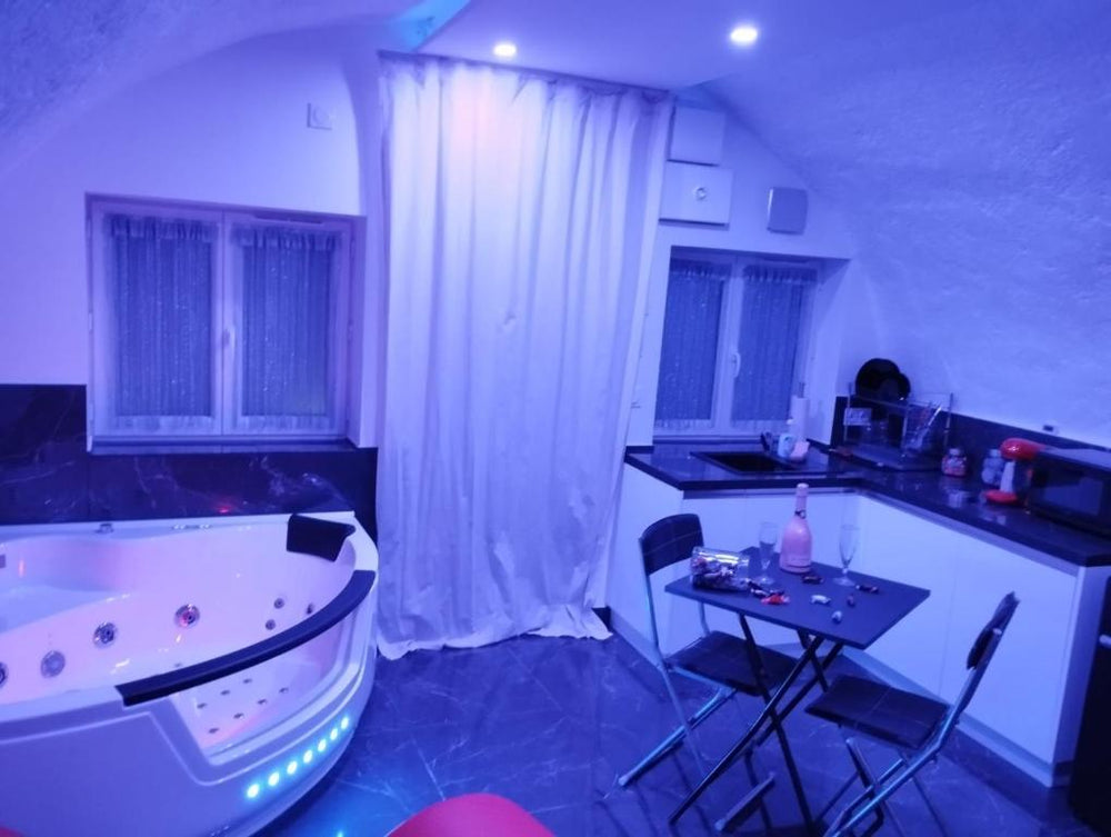 La suite Miroir, Love Room - Bouc-Bel-Air25 de La suite Miroir, Love Room
