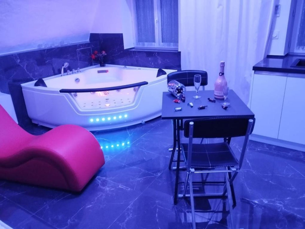 La suite Miroir, Love Room - Bouc-Bel-Air23 de La suite Miroir, Love Room
