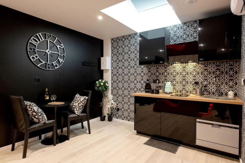 * Love Room jacuzzi * - Aubie-et-Espessas6 de * Love Room jacuzzi *
