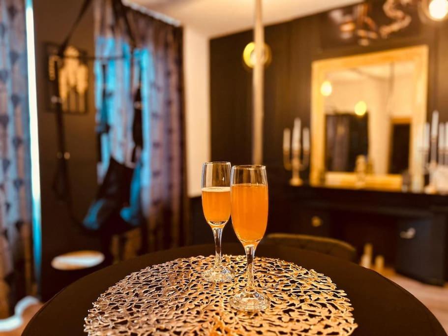 Love room « L'étreinte dorée » - Illiers5 de Love room « L'étreinte dorée »
