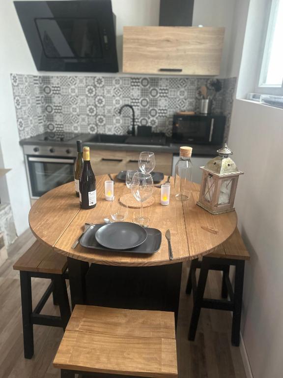 La Maison des Plaisirs Love room - Champigny-sur-Yonne30 de La Maison des Plaisirs Love room
