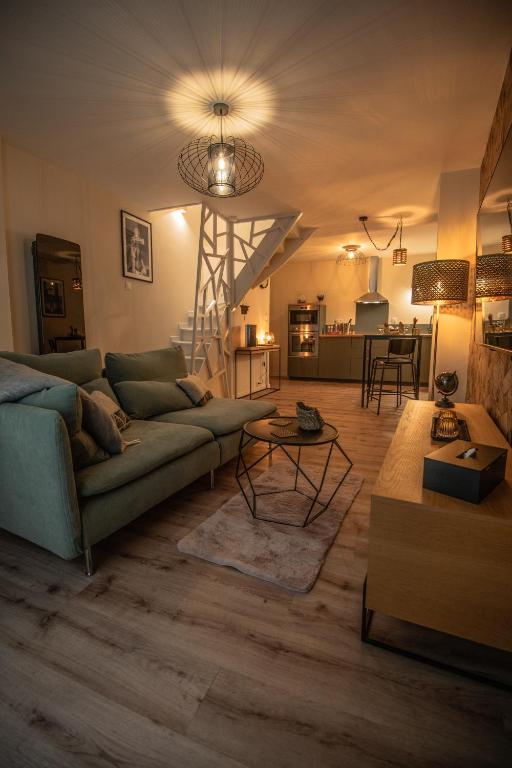 La Sublime Love House - Briey2 de La Sublime Love House
