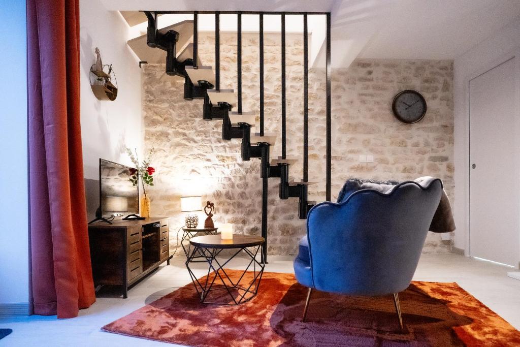 Love Room Une Pause à Deux - Jacuzzi - Chambre Secrète - Château-Landon