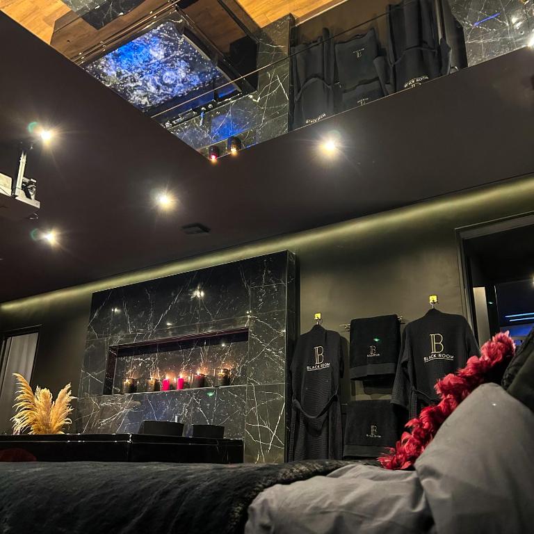 BlackRoom Suite de Luxe 50 Nuances de grey - Le Havre7 de BlackRoom Suite de Luxe 50 Nuances de grey
