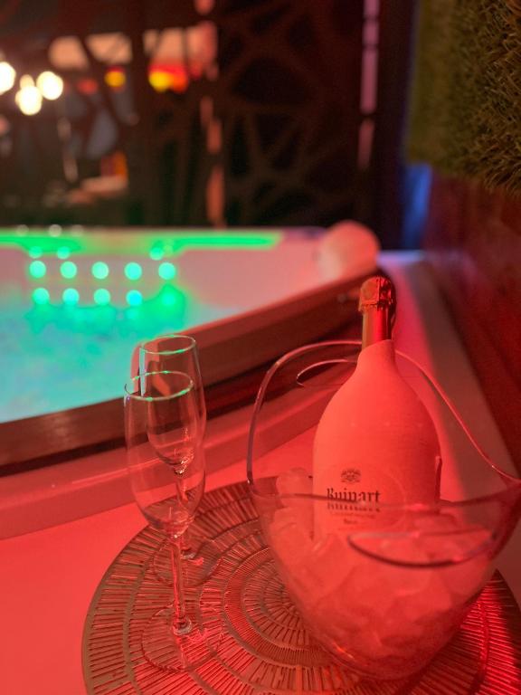 Love Room Cholet Le Double L - Cholet10 de Love Room Cholet Le Double L
